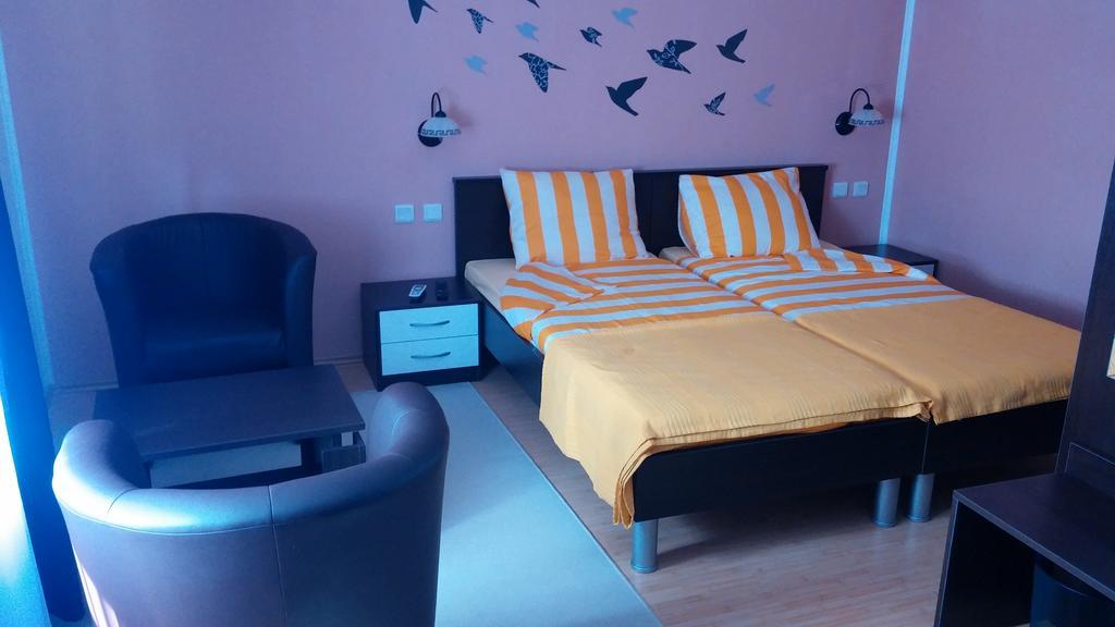 Rooms Du-Na Zagabria Esterno foto