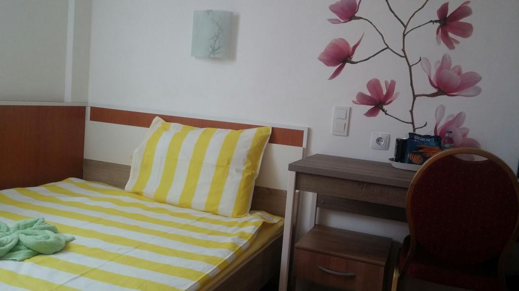 Rooms Du-Na Zagabria Esterno foto