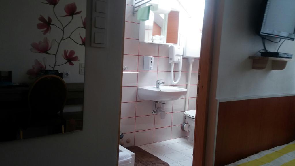 Rooms Du-Na Zagabria Esterno foto