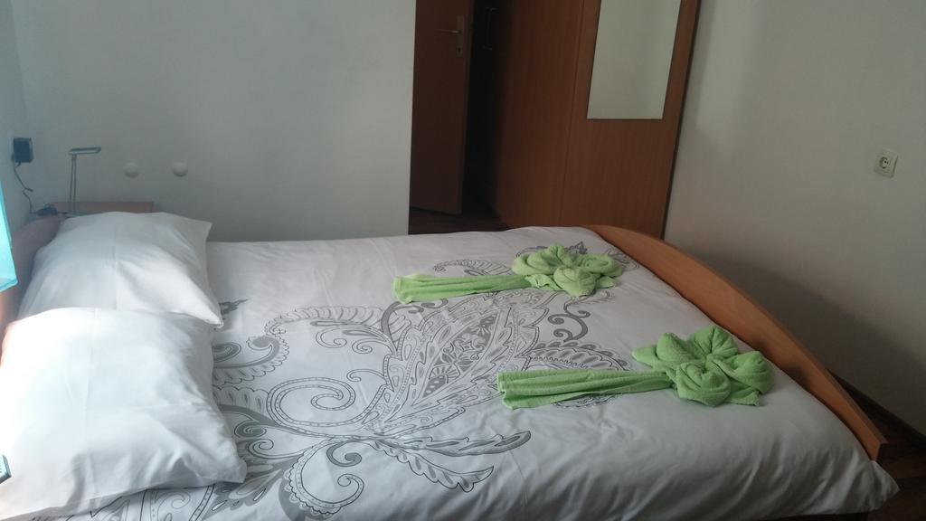 Rooms Du-Na Zagabria Esterno foto