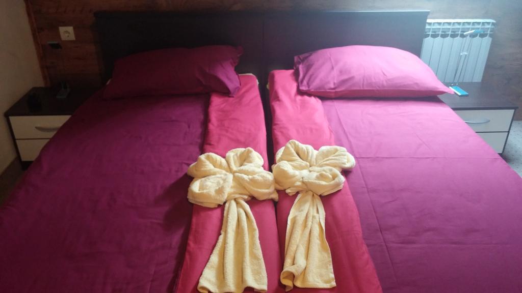 Rooms Du-Na Zagabria Esterno foto