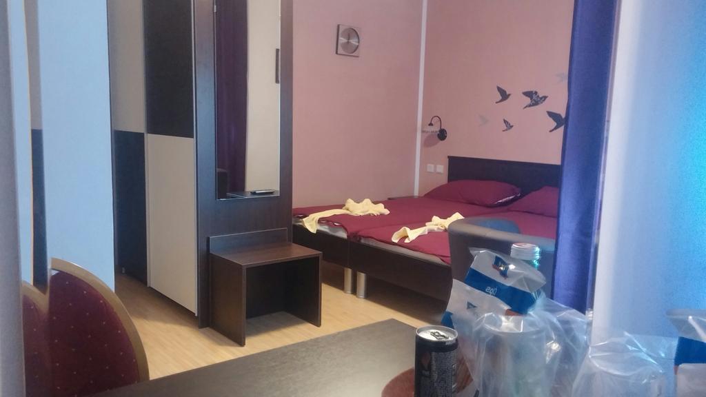 Rooms Du-Na Zagabria Esterno foto