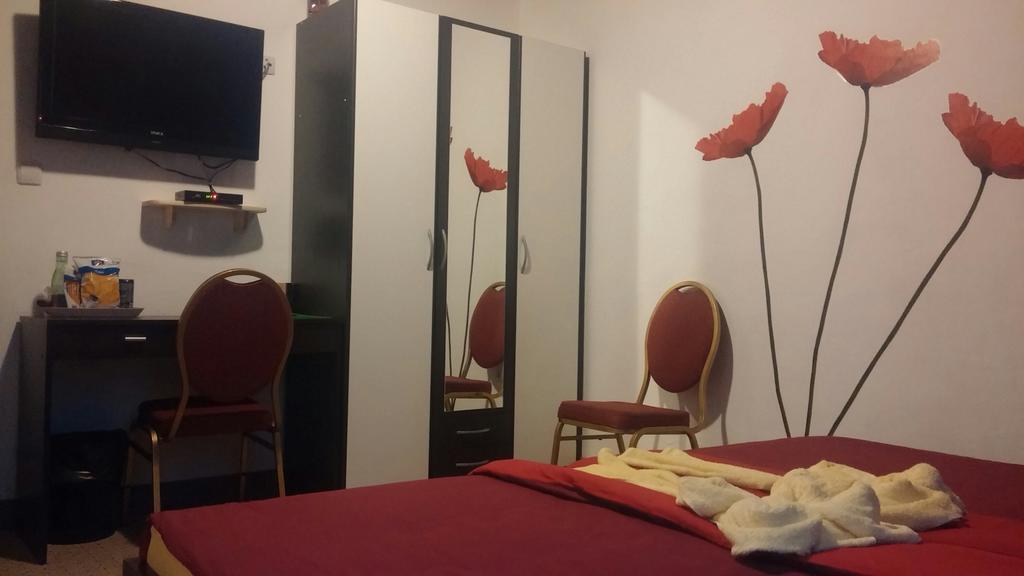 Rooms Du-Na Zagabria Esterno foto