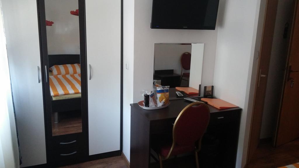 Rooms Du-Na Zagabria Esterno foto